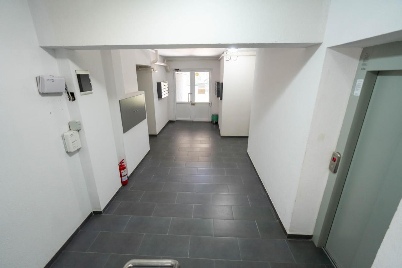 Hotel Studio Titan Bükreş Dış mekan fotoğraf