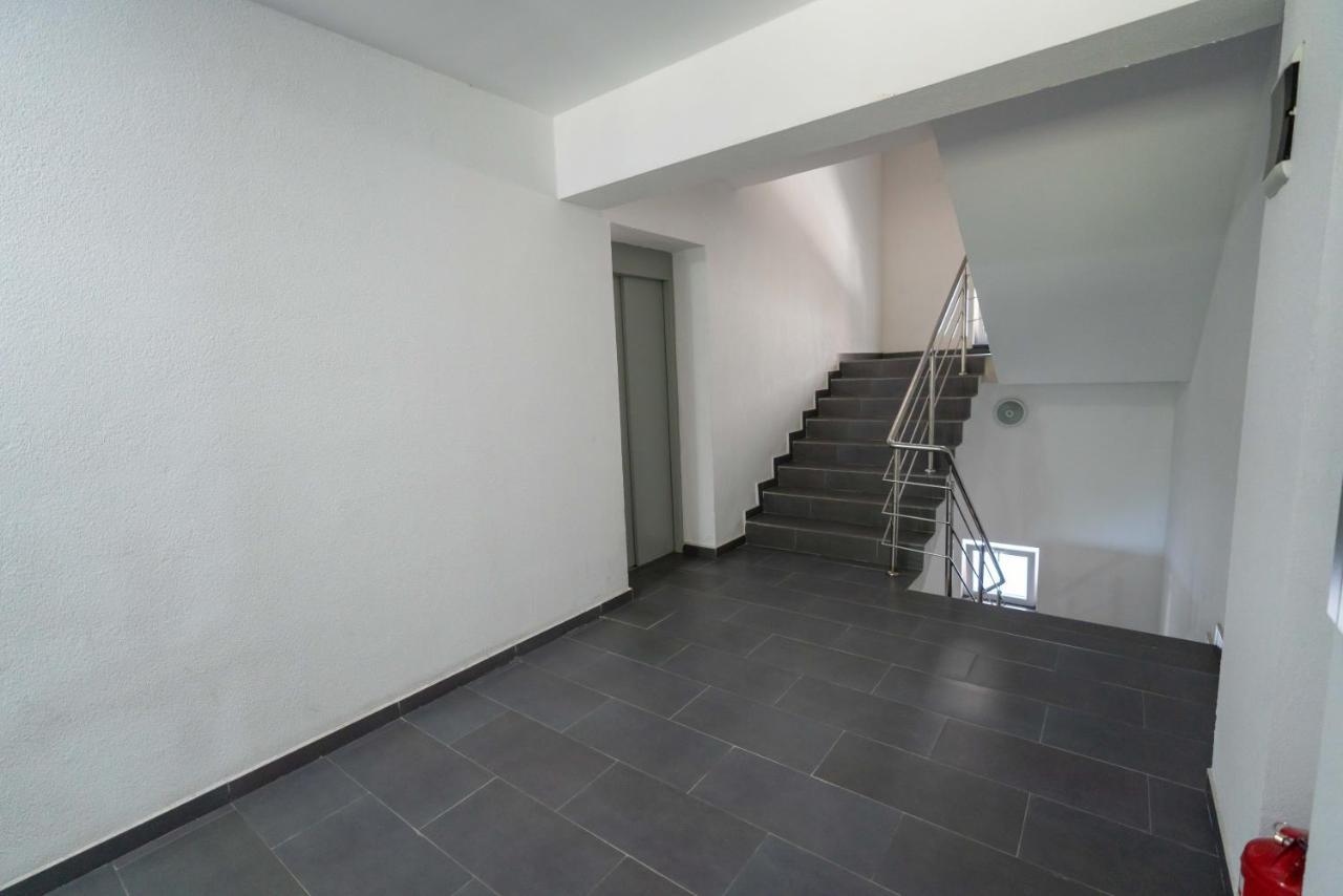 Hotel Studio Titan Bükreş Dış mekan fotoğraf