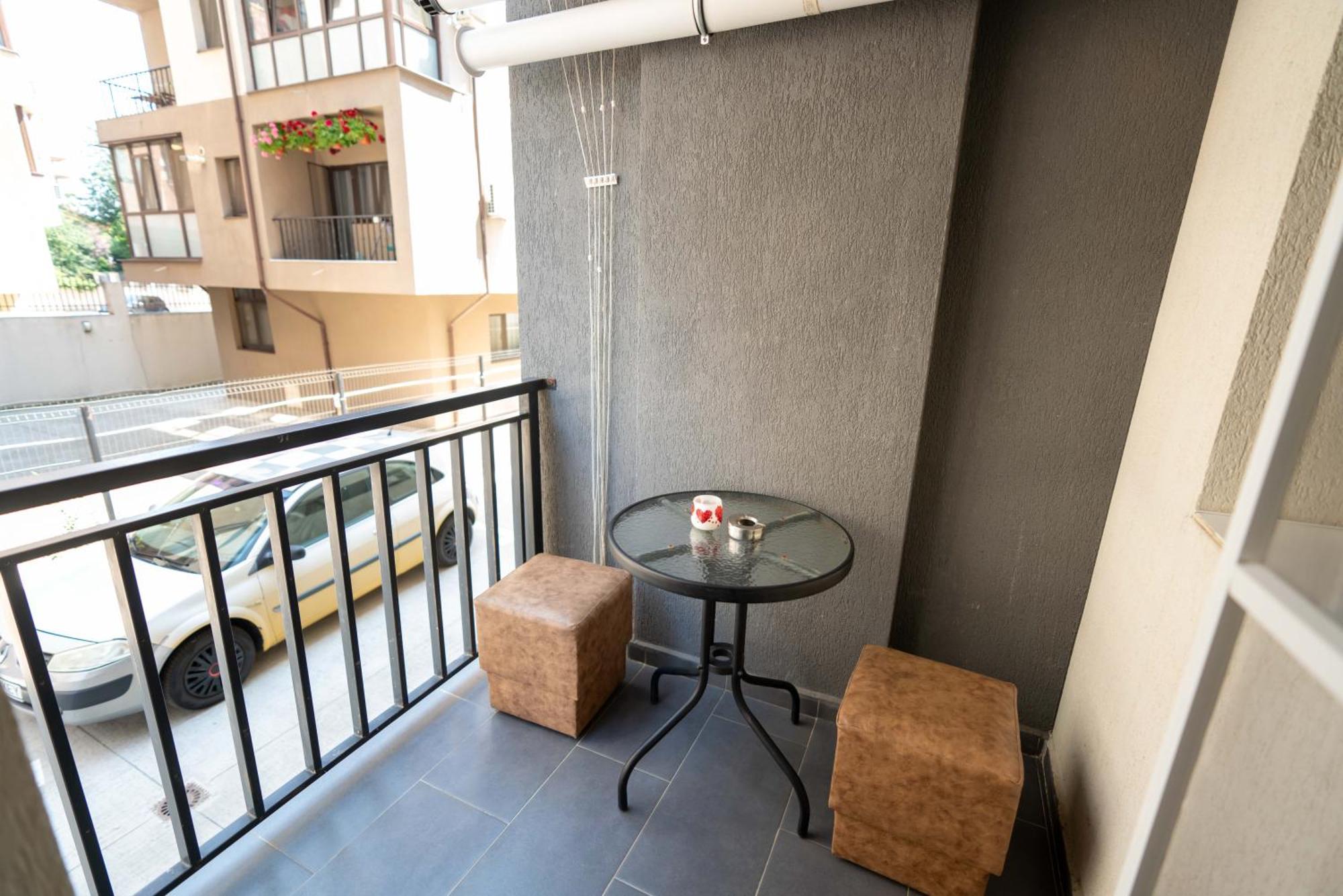Hotel Studio Titan Bükreş Dış mekan fotoğraf